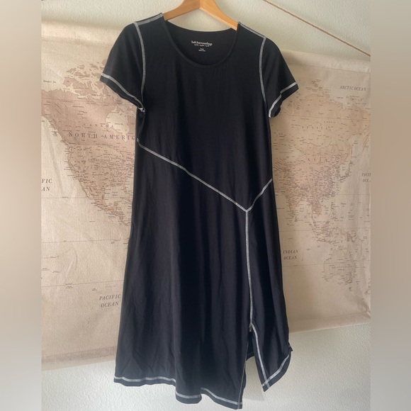 Soft Surroundings Black Short Sleeve Dress with White Reverse Seam Size Small - Picture 1 of 6